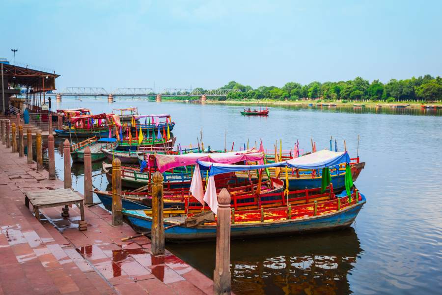 Mystical Realms & Mughal Majesty – Vrindavan, Agra & Fatehpur Sikri from Delhi - Overnight Tour